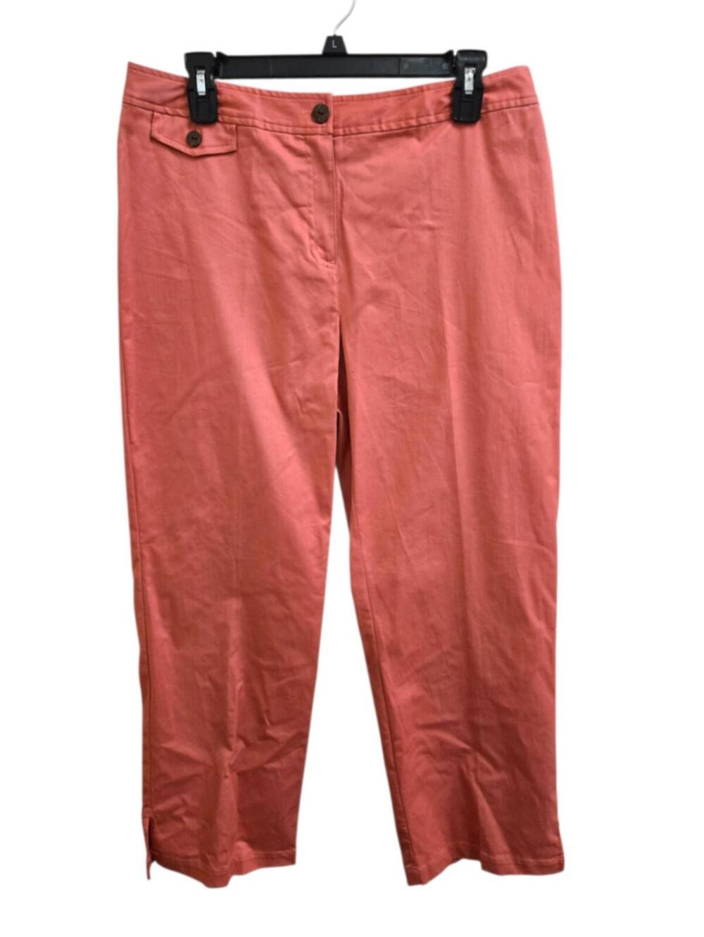New with tags 10 J.H. Collectibles Capris
